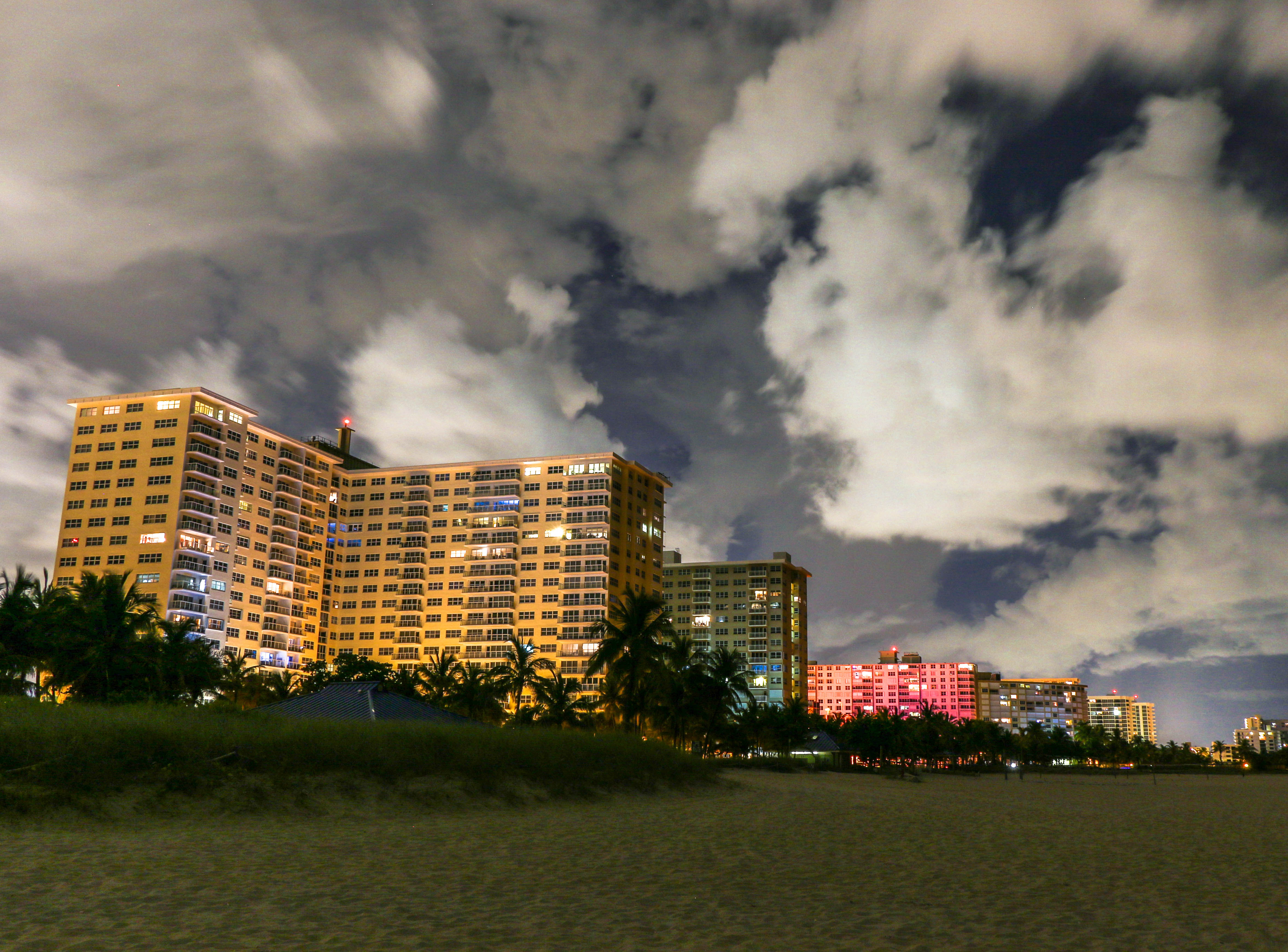 Beachcomber Resort & Club